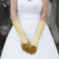 MEDIUM SATIN GLOVES